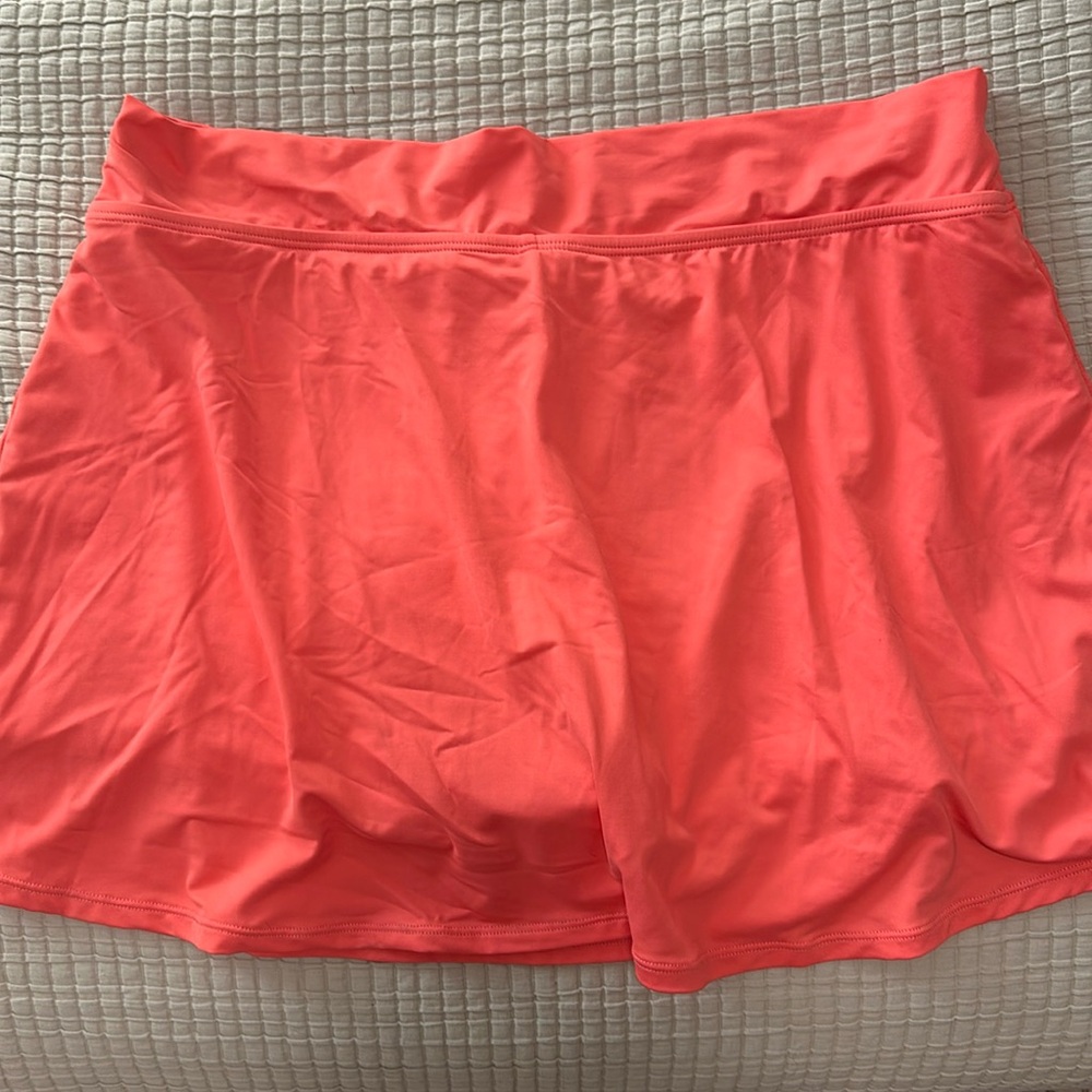 NWT Liz Claiborne Mid Rise Swim Skort 14 Coral